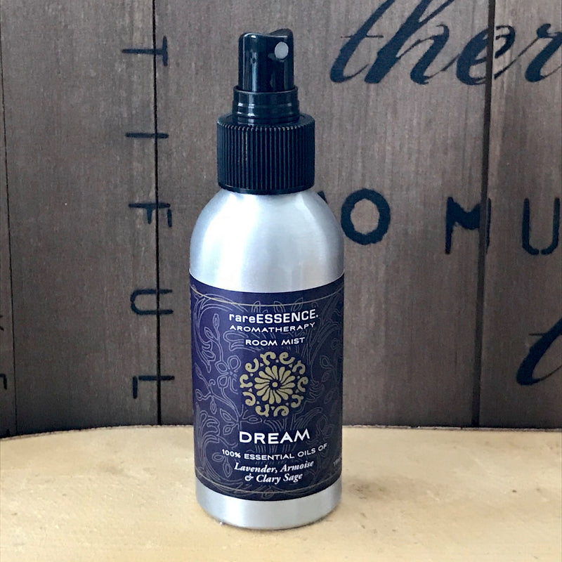 Metal spray bottle of Dream essential oil room mist